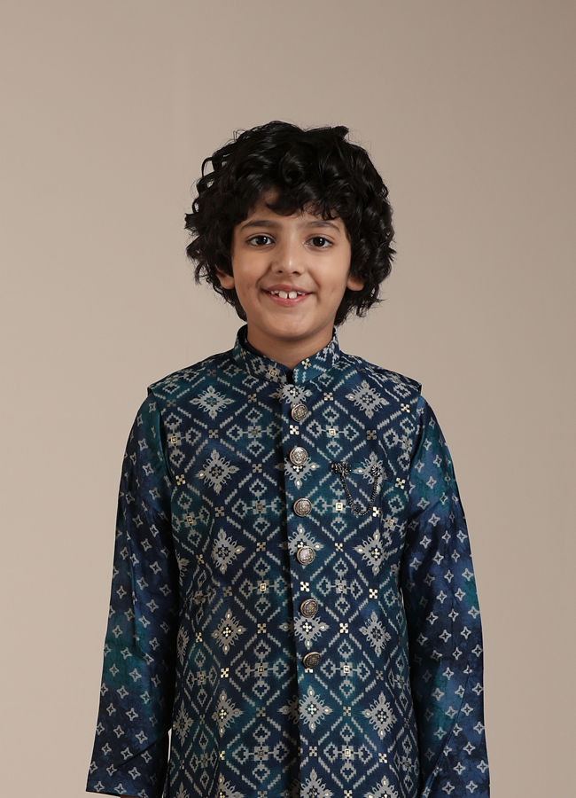 alt message - Manyavar Boys Boys Teal Blue Diamond Patterned Jacket Set image number 0